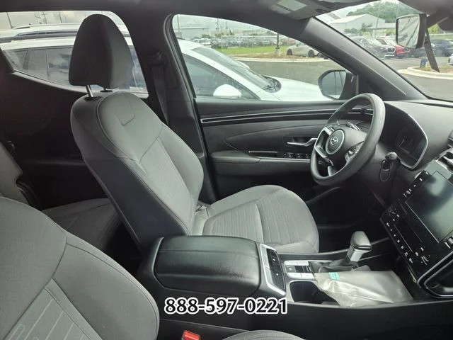 Used 2024 Gray HYUNDAI SEL image 10