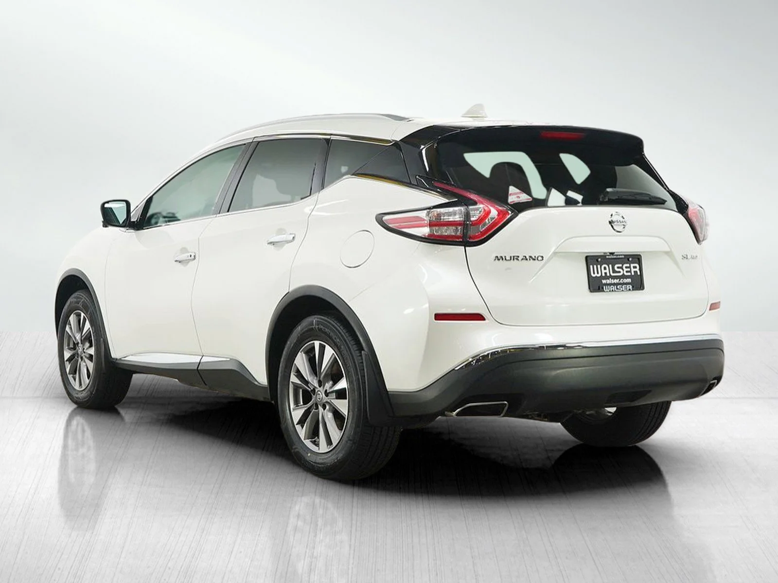 Used 2017 White Nissan SL image 3