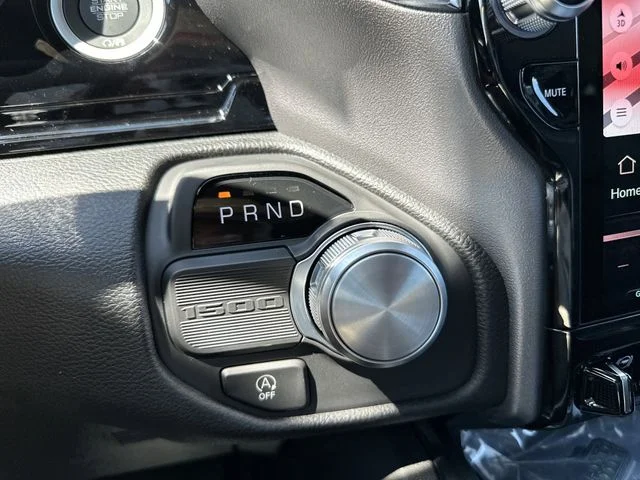 2026 RAM 1500 Laramie - Photo 24
