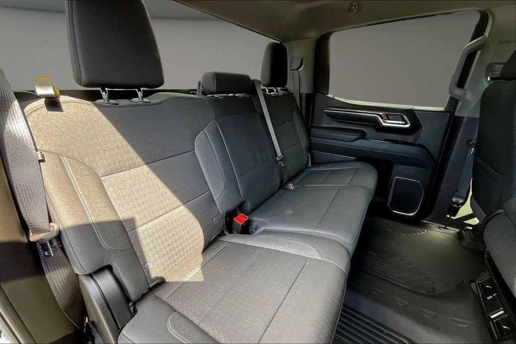 Used 2026 White Chevrolet LT Trail Boss image 29