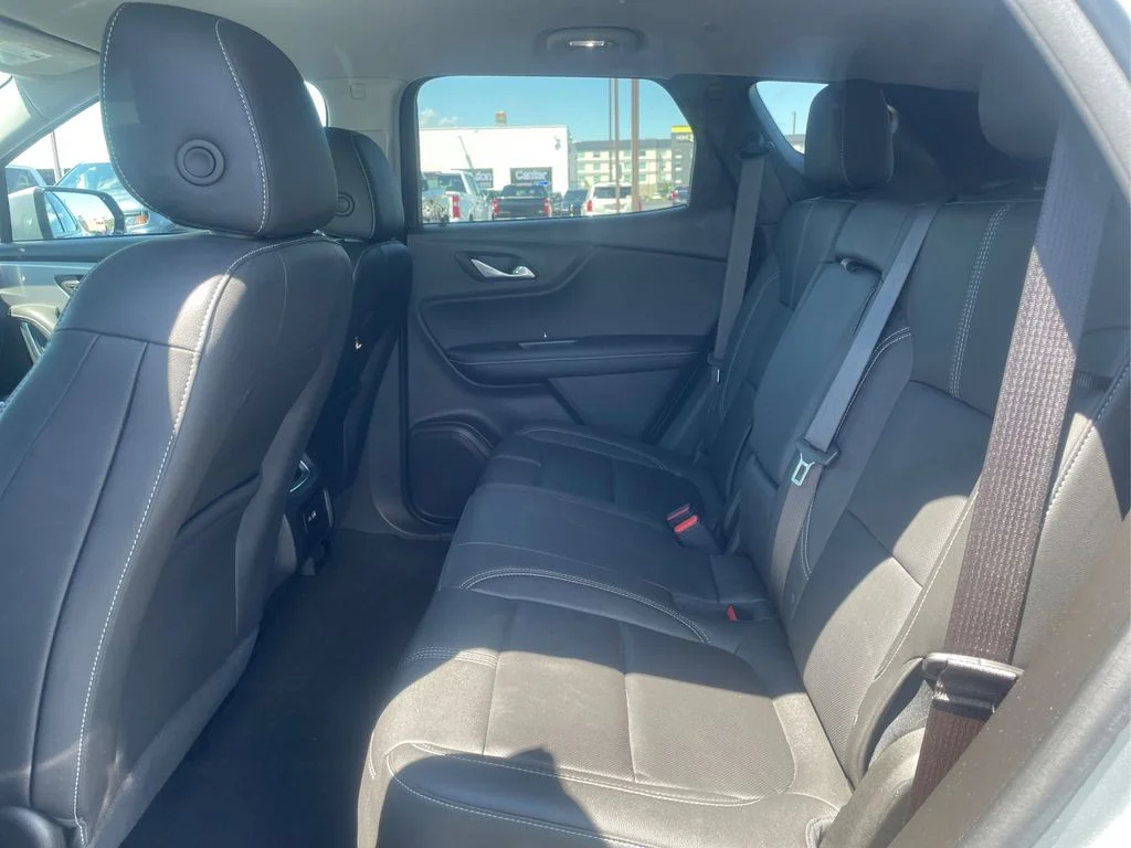 Used 2024 Sterling Gray Metallic Chevrolet LT image 20