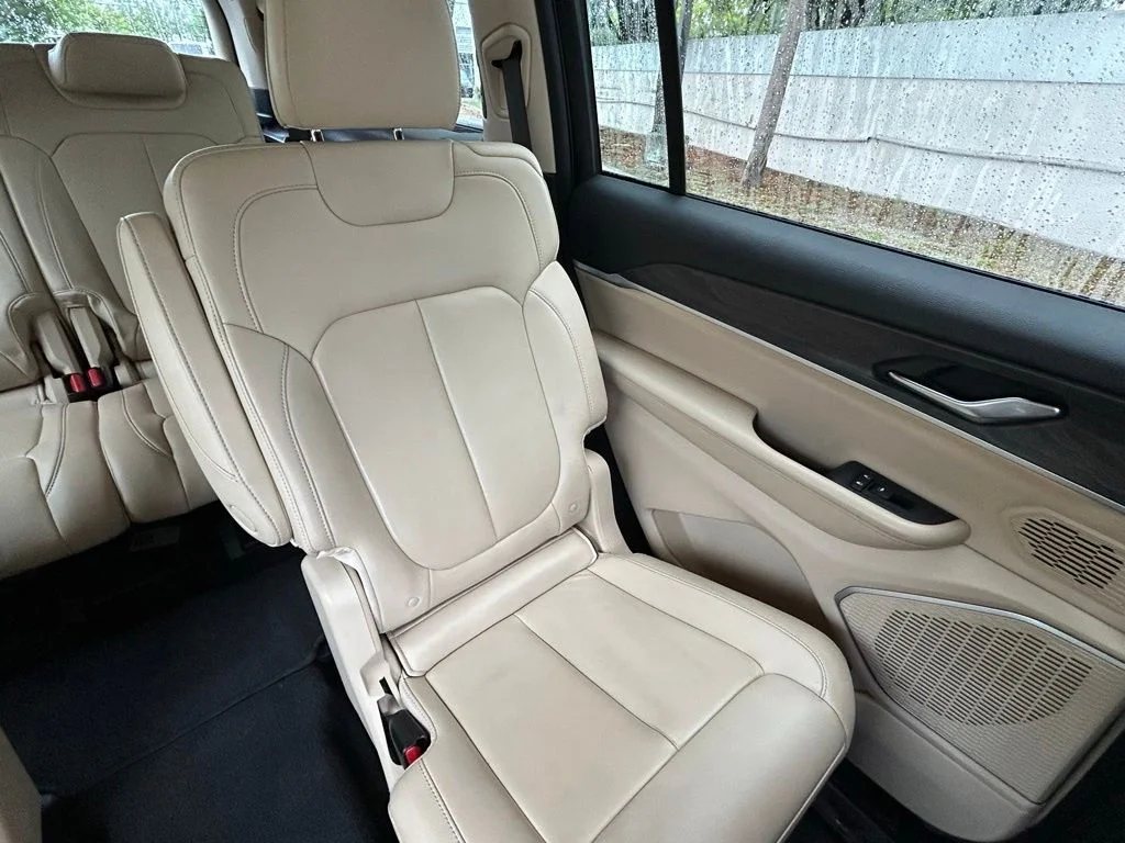 Certified Used 2022 White Jeep Limited image 14