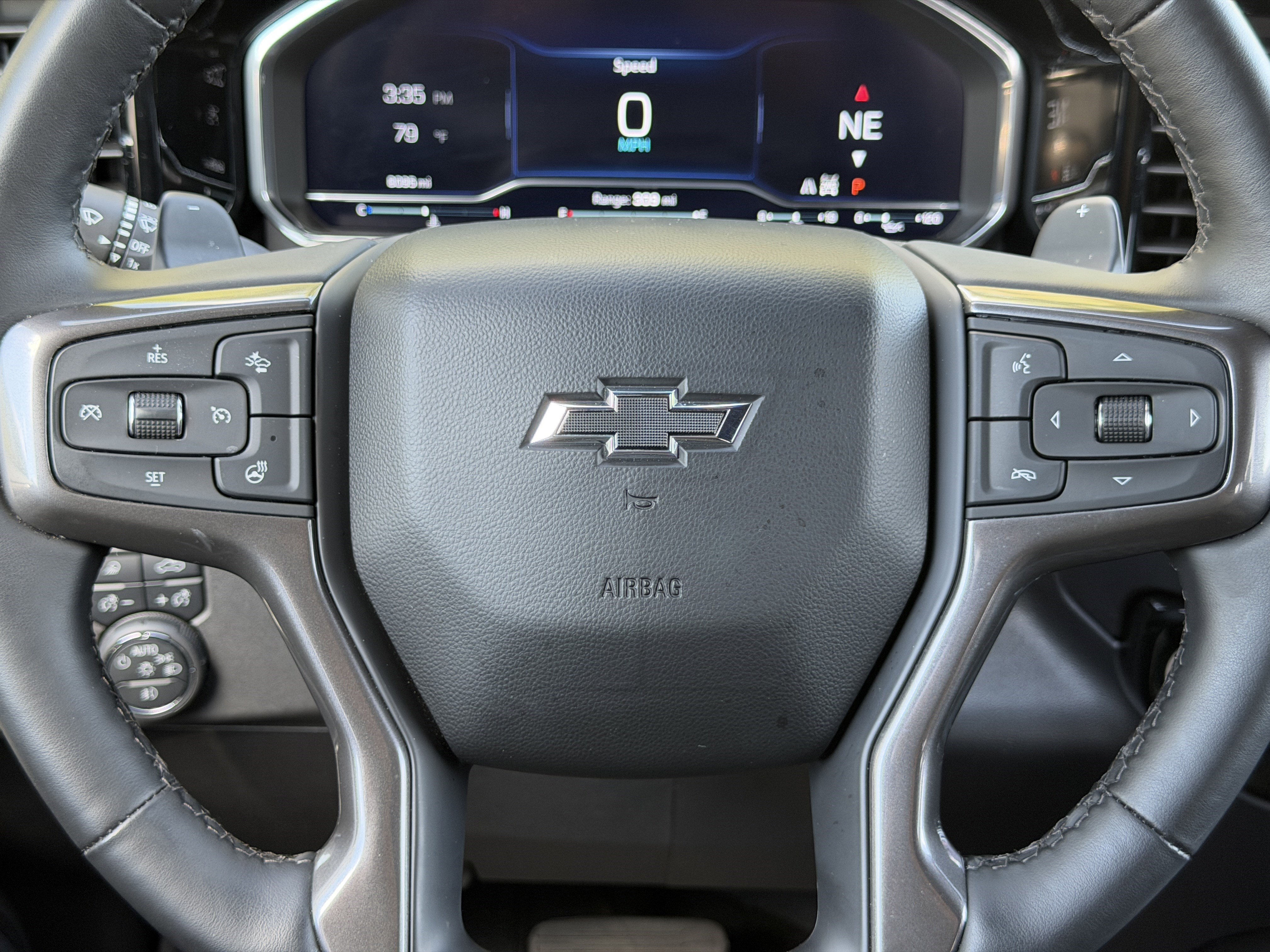 2024 Chevrolet Silverado 1500 ZR2 - Photo 42
