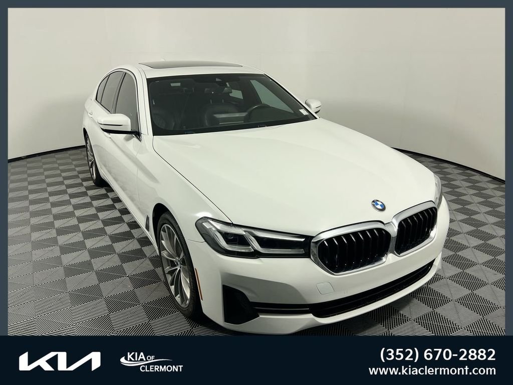 2022 BMW 5 Series 540i xDrive Sedan's photo