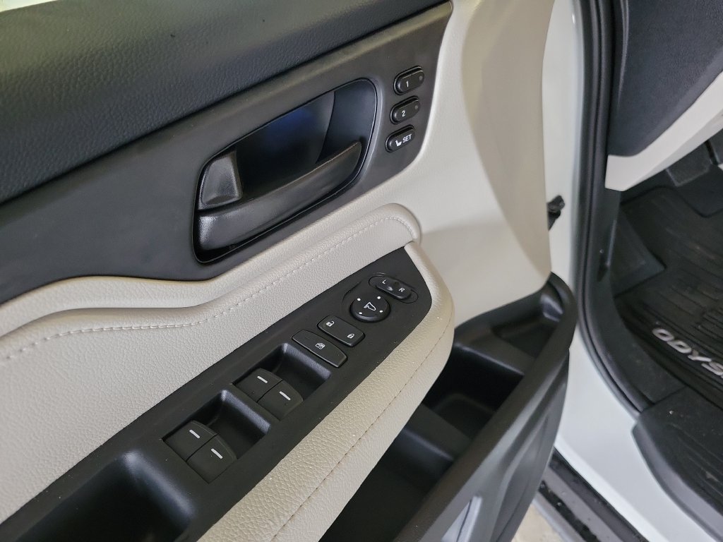 2026 Honda Odyssey EX-L - Photo 21