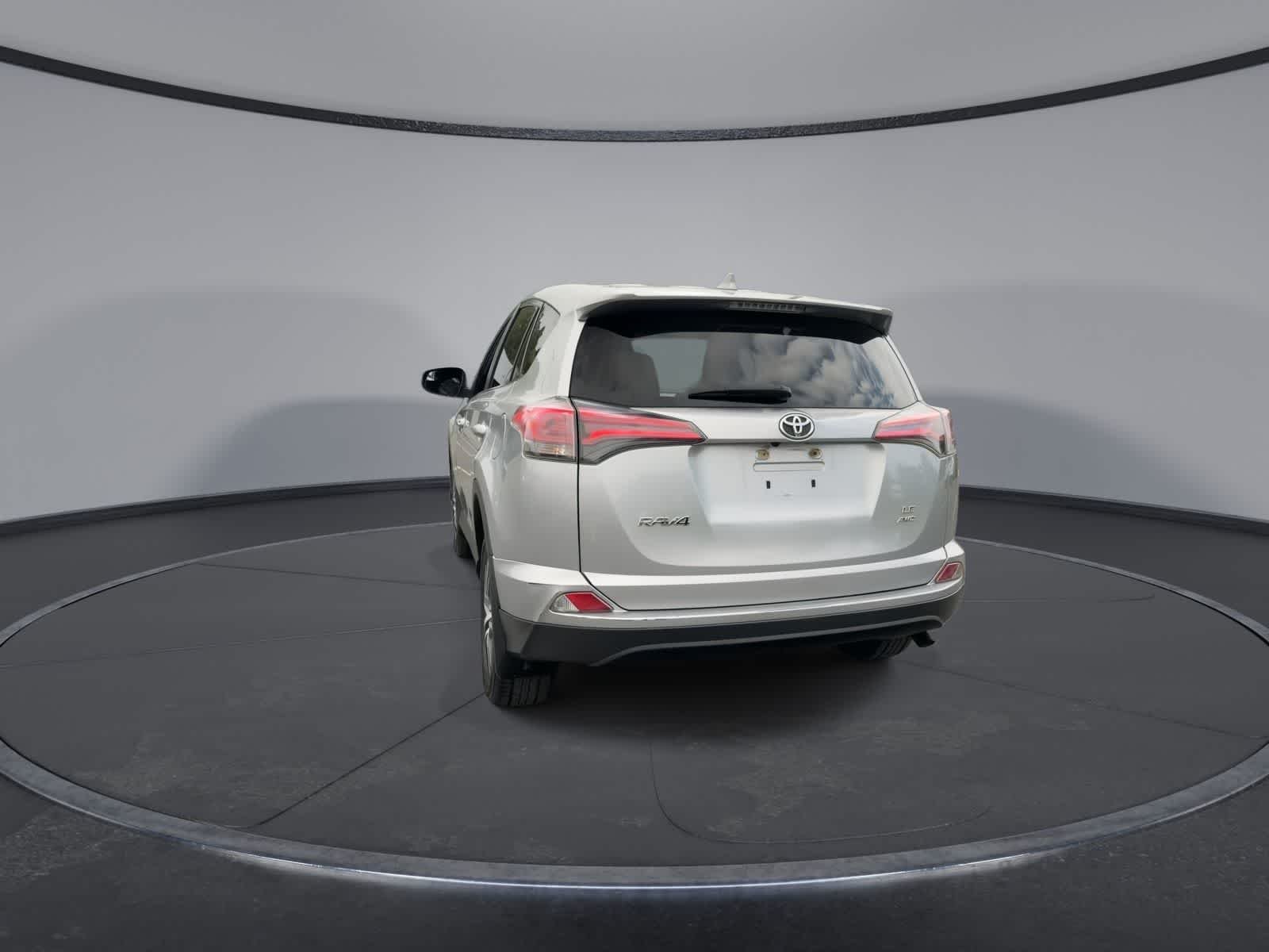 Used 2018 Silver Sky Metallic Toyota LE image 7