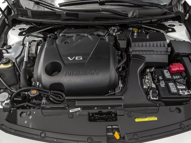 Used 2016 Pearl White Nissan 3.5 Platinum image 16