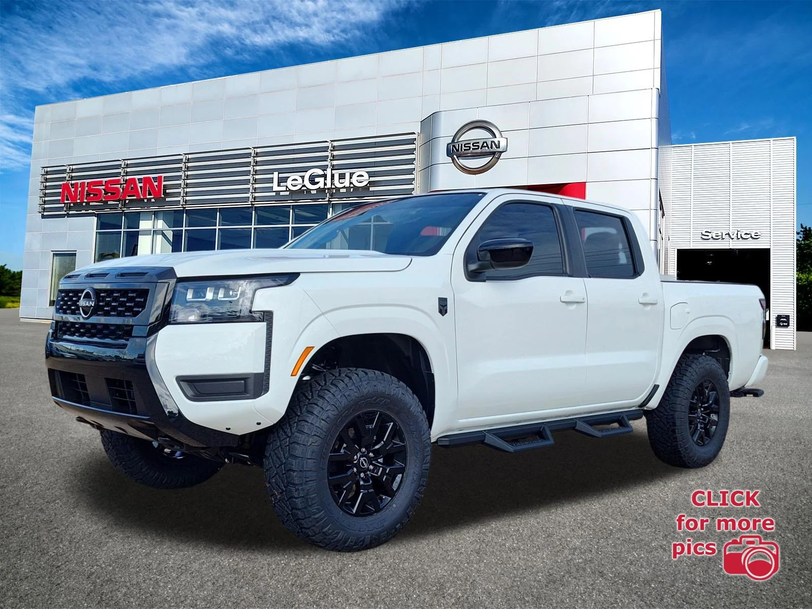 2026 Nissan Frontier SV Crew Cab 4X4 SWB's photo