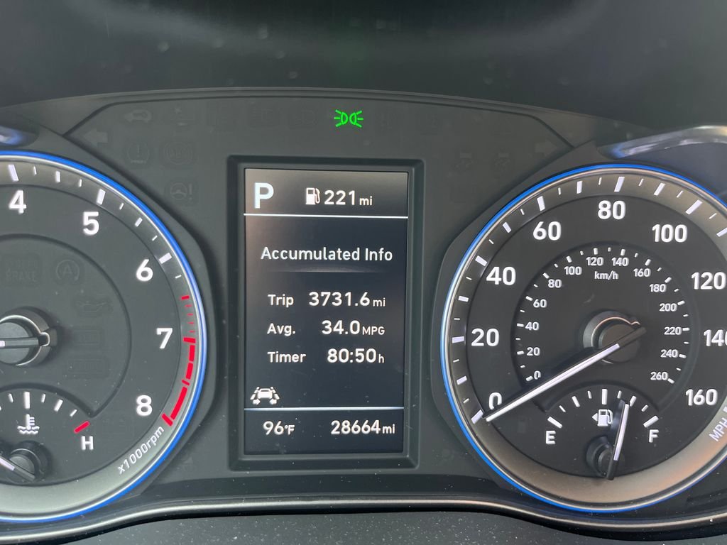 Used 2021 White Hyundai SEL Plus image 16