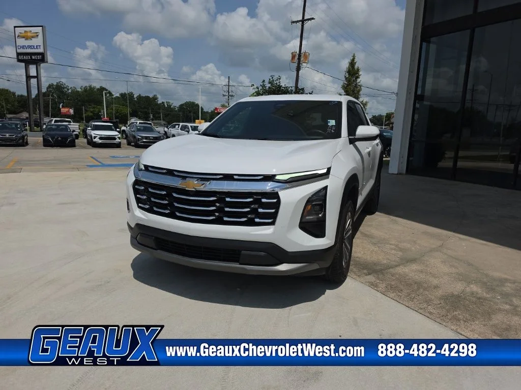 Used 2026 White Chevrolet LT image 3