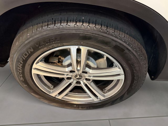 Certified Used 2022  Mercedes-Benz GLC 300 image 8
