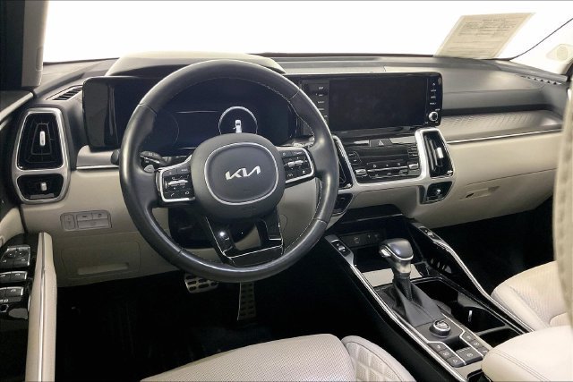 Used 2022 Blue Kia SX-Prestige image 4