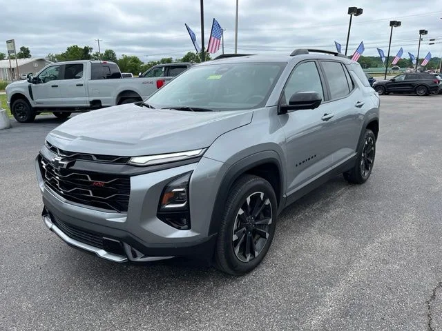 Used 2025 Gray Chevrolet RS image 3