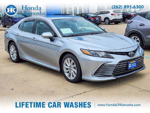 Used 2022 Celestial Silver Metallic Toyota LE image 3