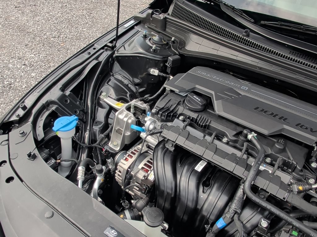 New 2026 Abyss Black Hyundai SE image 19