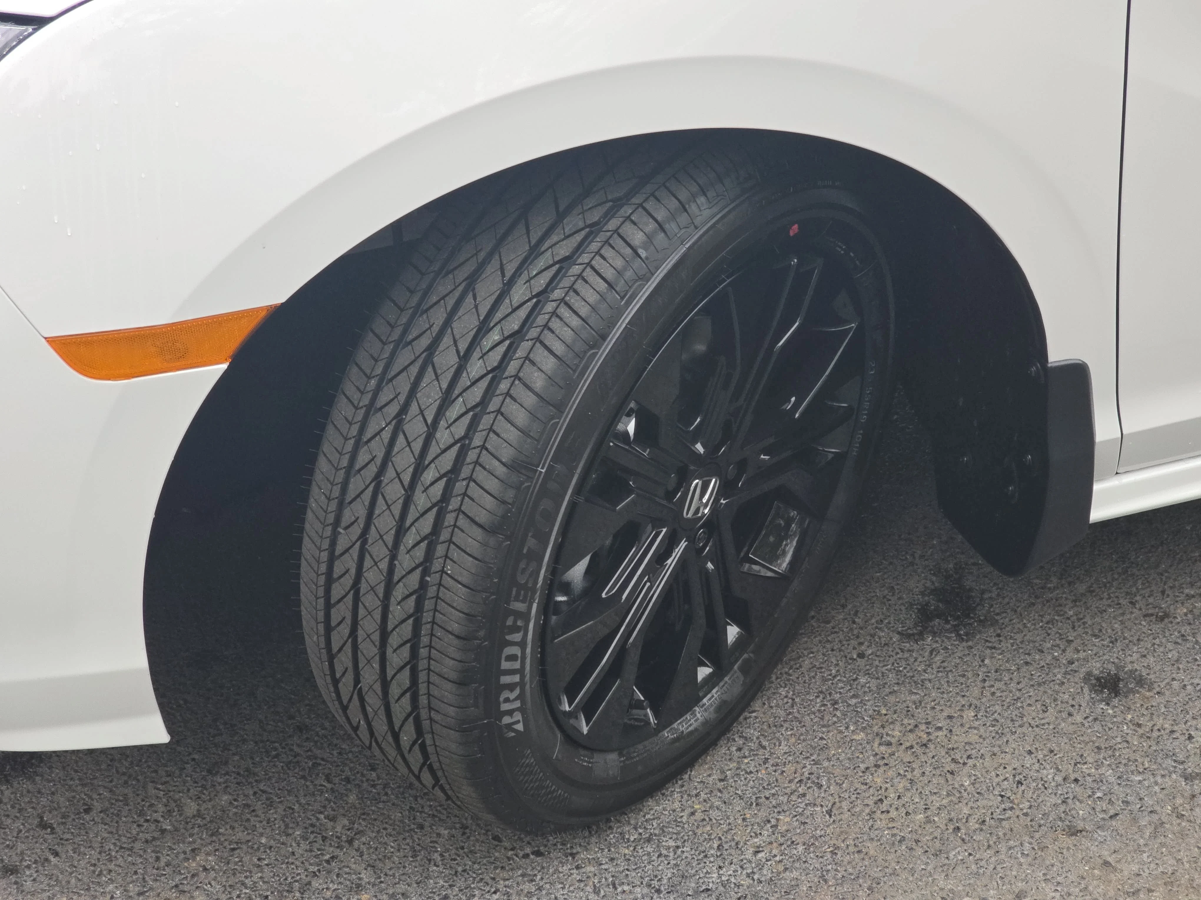 New 2026 Platinum White Pearl Honda Sport-L image 33