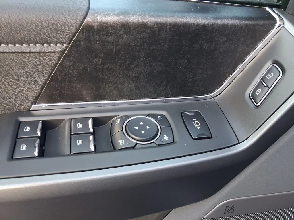 New 2026 Carbonized Gray Metallic Ford F-250® XLT image 48