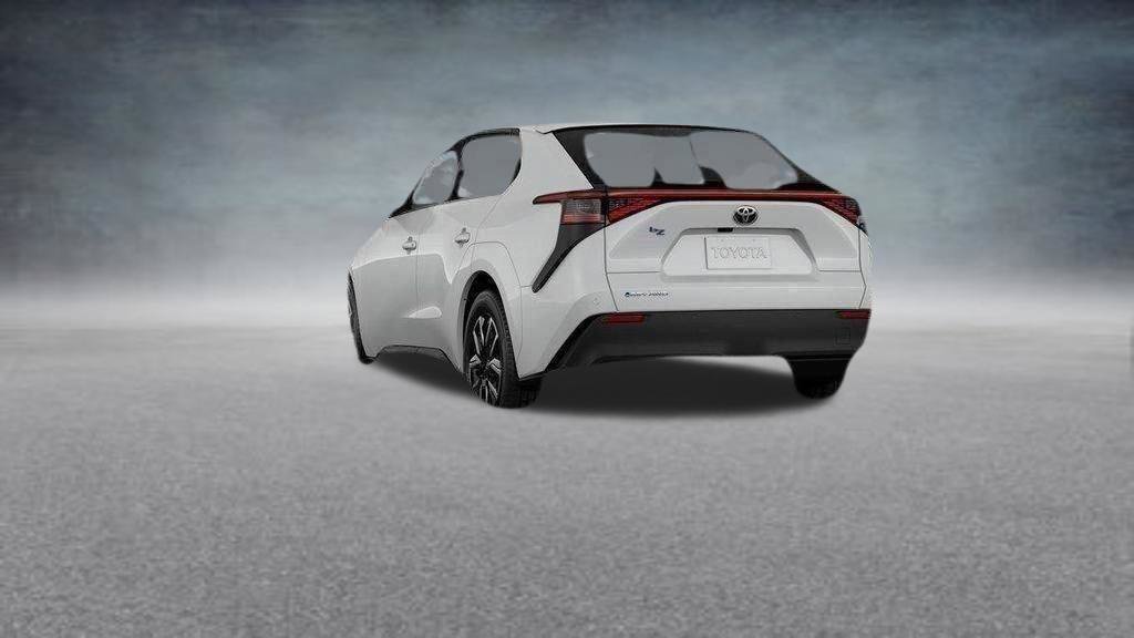 2026 Toyota bZ XLE - Photo 5
