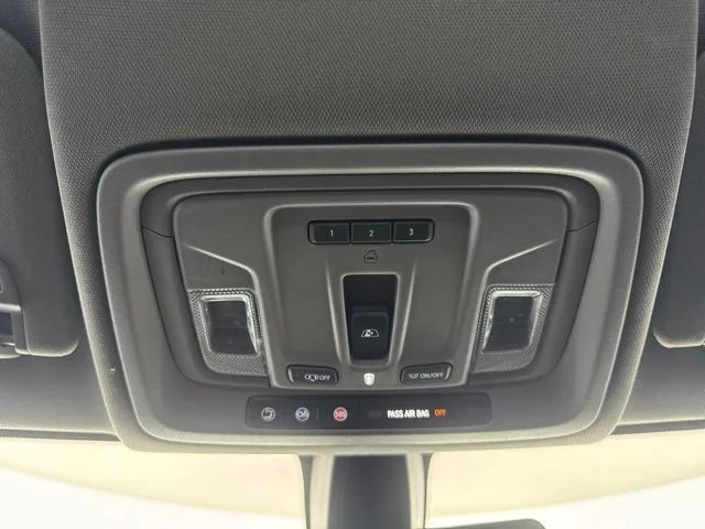 Used 2020 Gray Chevrolet LT image 14