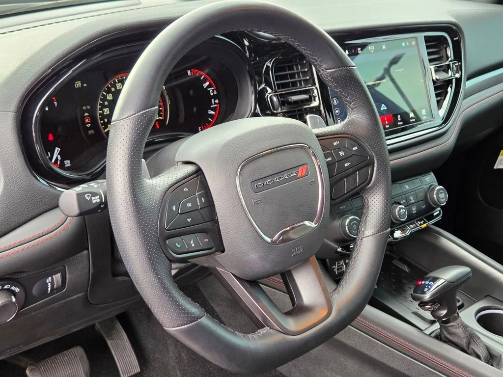 Used 2025 Red Dodge R/T image 26