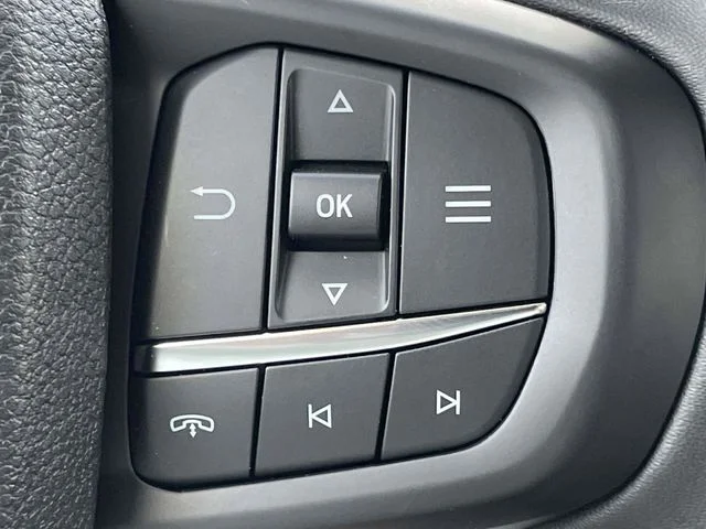 New 2026 Carbonized Gray Metallic Ford XLT image 11