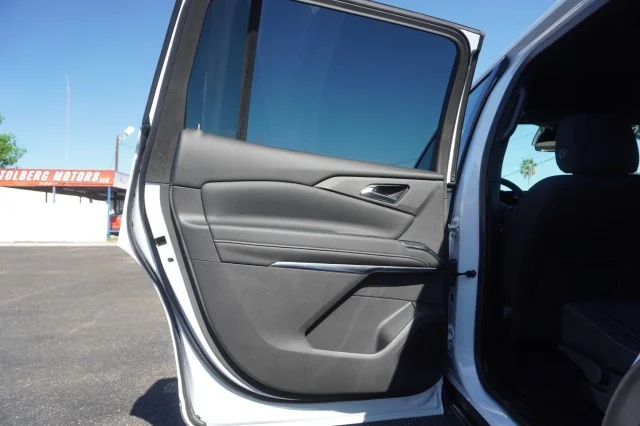 Used 2026 WHITE Chevrolet FWD LT image 20