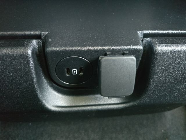 New 2026 Carbonized Gray Metallic Ford XLT image 59