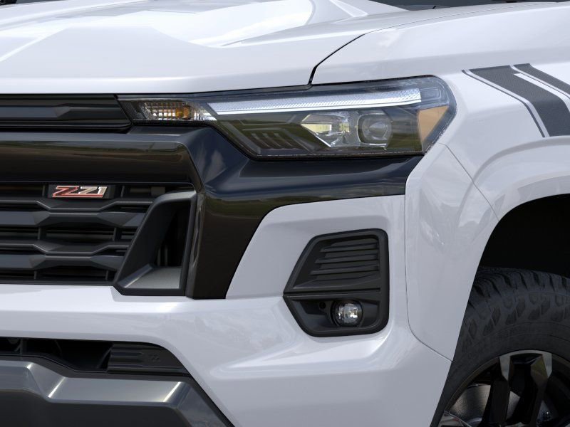 2025 Chevrolet Colorado Z71 - Photo 10
