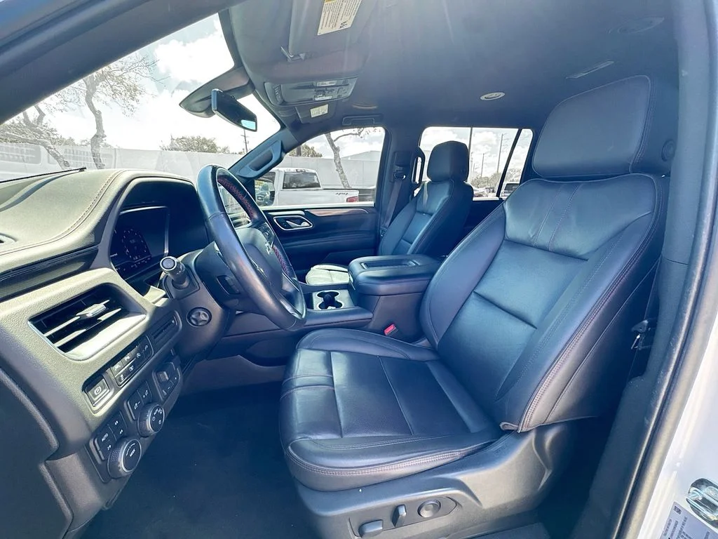 2022 Chevrolet Suburban RST - Photo 19