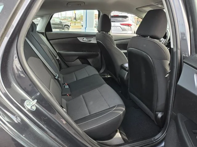 Used 2023 Gray Kia LXS image 18