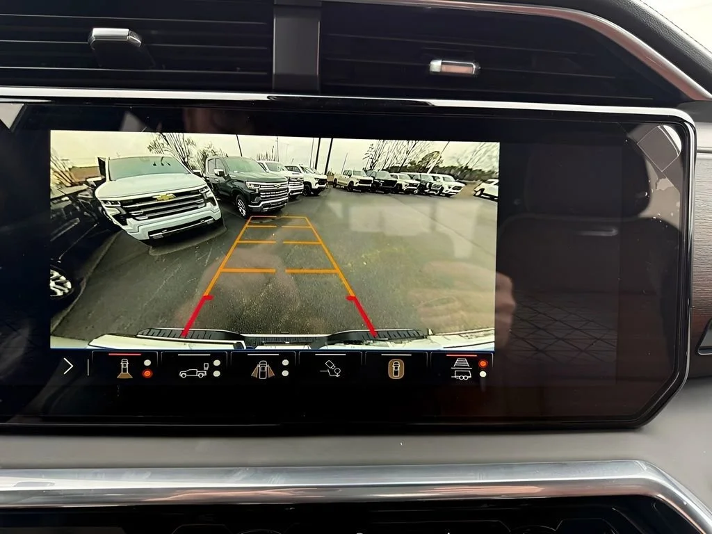 New 2026 Glacier White Tricoat GMC Denali Ultimate image 24