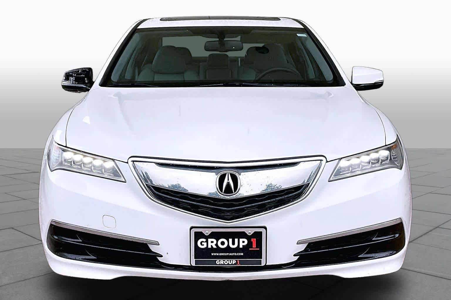 Used 2015 Bellanova White Pearl Acura  image 4
