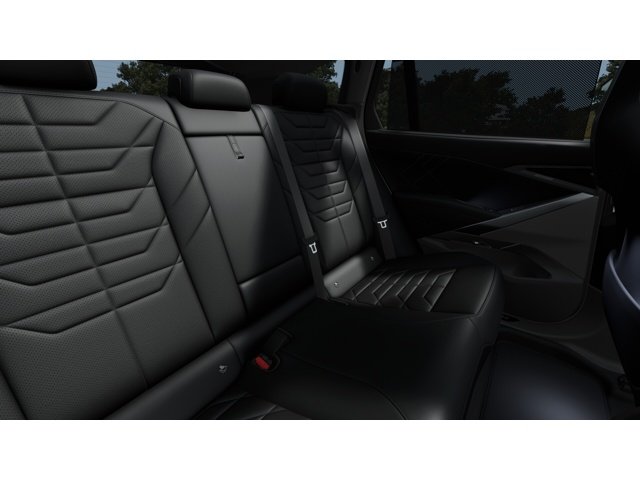 New 2027 Vancouver Green Metallic BMW  image 12