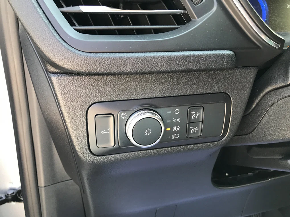Pre-Owned 2020 Ford Escape Titanium