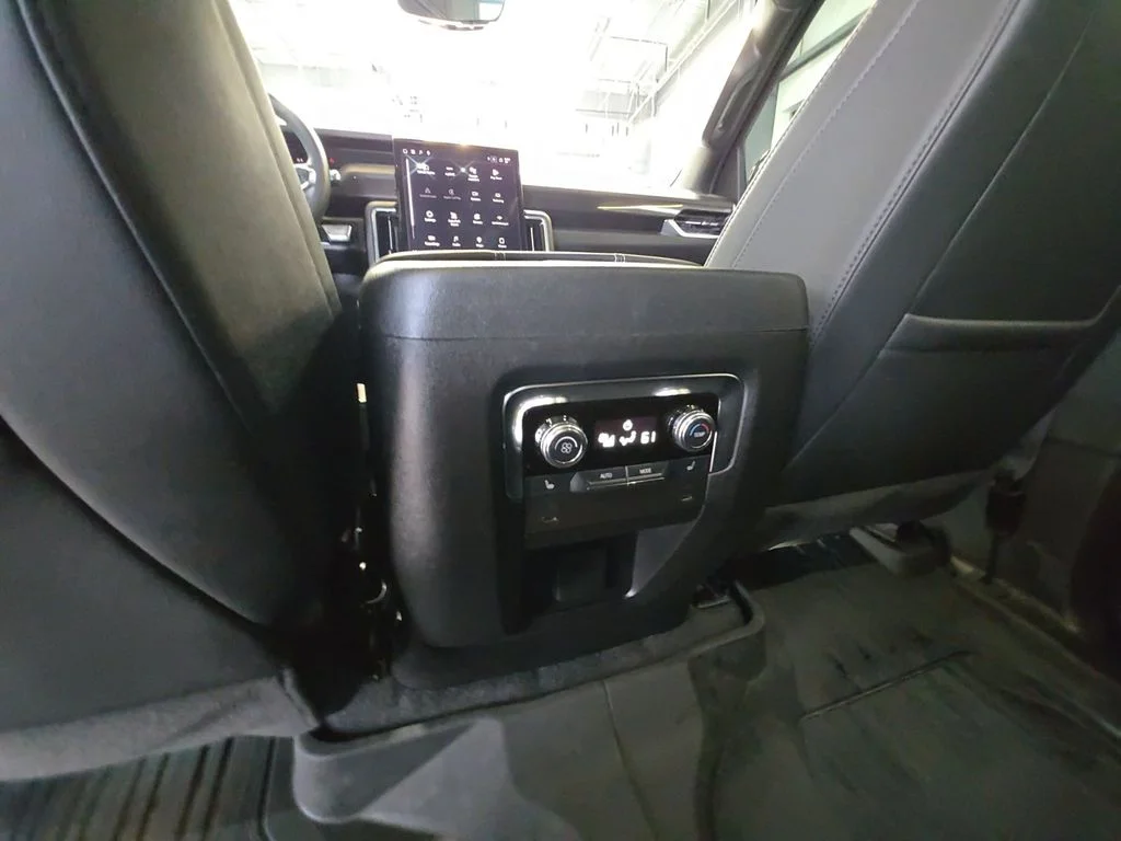 Used 2025 Black GMC Elevation image 27