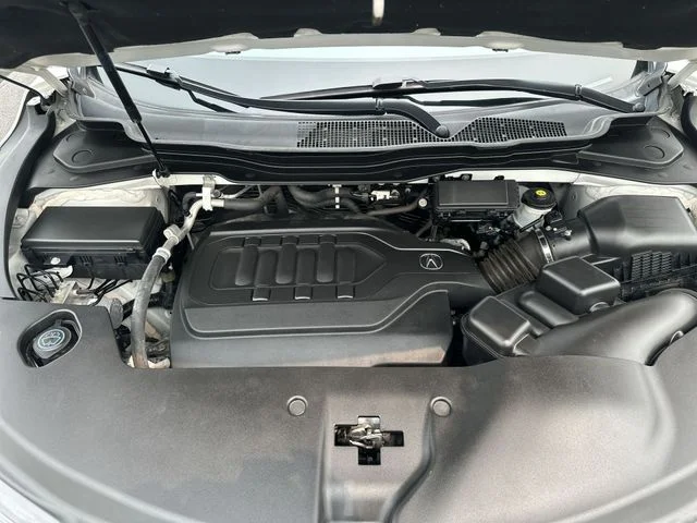 Used 2018 White Diamond Pearl Acura 3.5L image 20