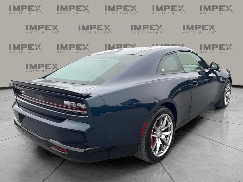 Used 2025 Green Dodge R/T Scat Pack image 3