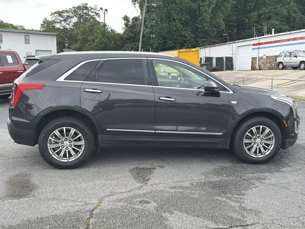 Used 2017 Gray Cadillac Luxury image 8