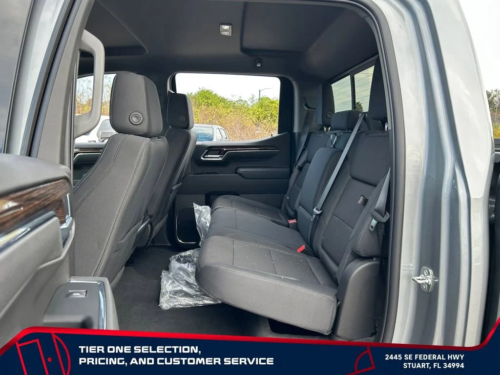 New 2026 Sterling Metallic GMC Elevation image 12