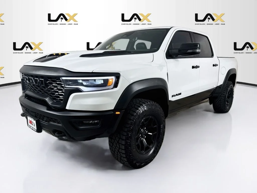 Used 2025 White Ram RHO image 3