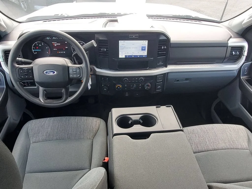 Used 2025 White Ford XL image 25