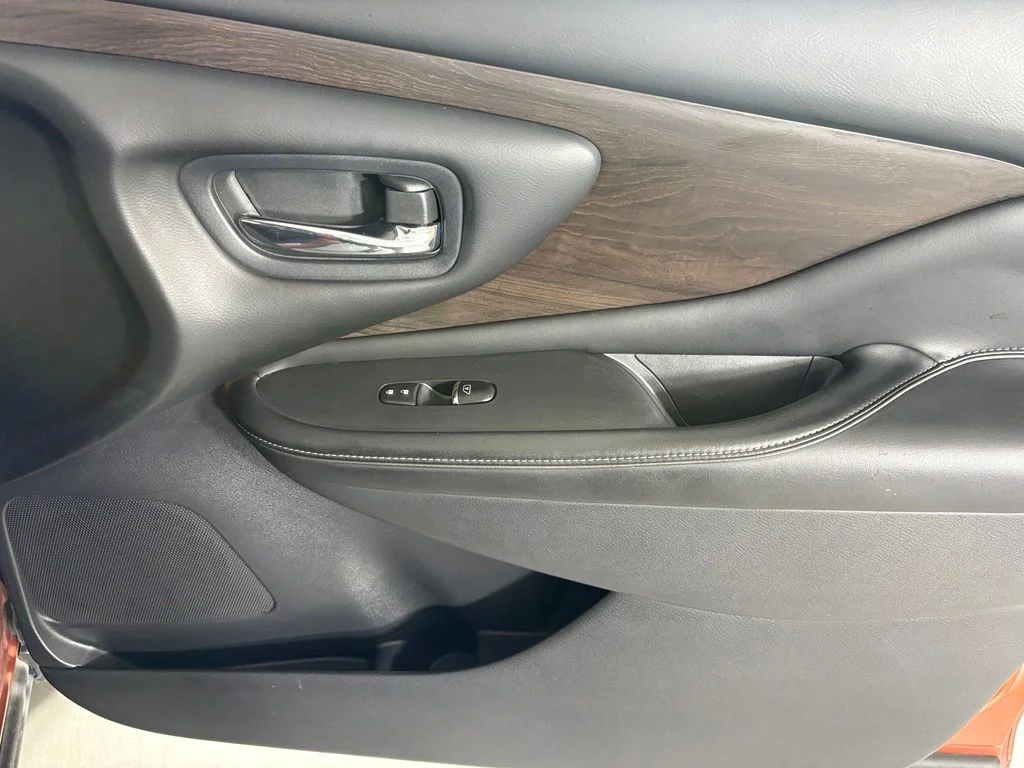 Used 2019 Orange Nissan Platinum image 12