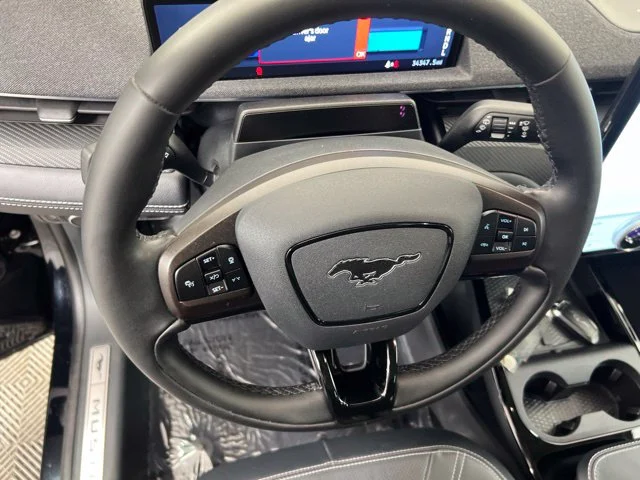 Used 2023 Black Ford Premium image 19