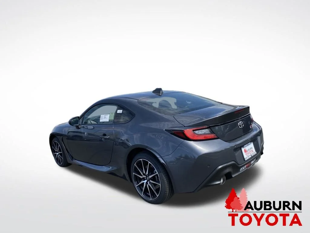 New 2026 Pavement Toyota  AT image 5