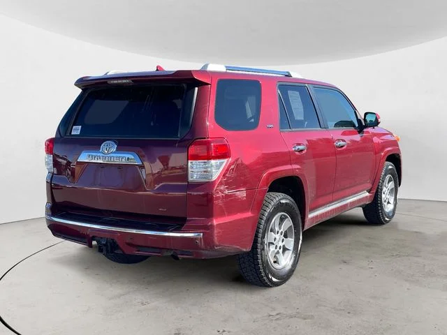 Used 2013 Red Toyota SR5 image 5