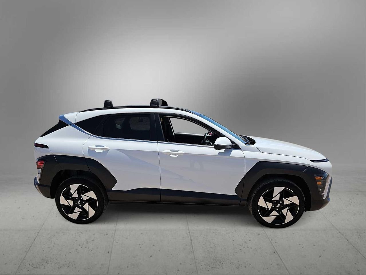 2026 Hyundai Kona Limited - Photo 9