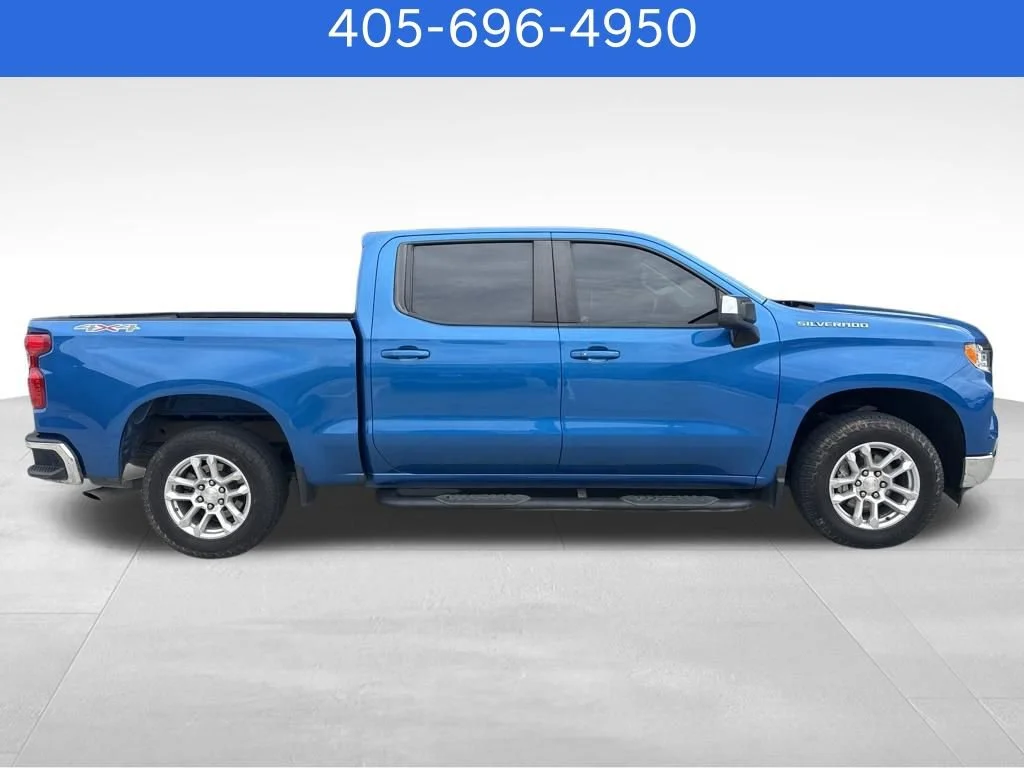 Pre-Owned 2022 Chevrolet Silverado 1500 LT