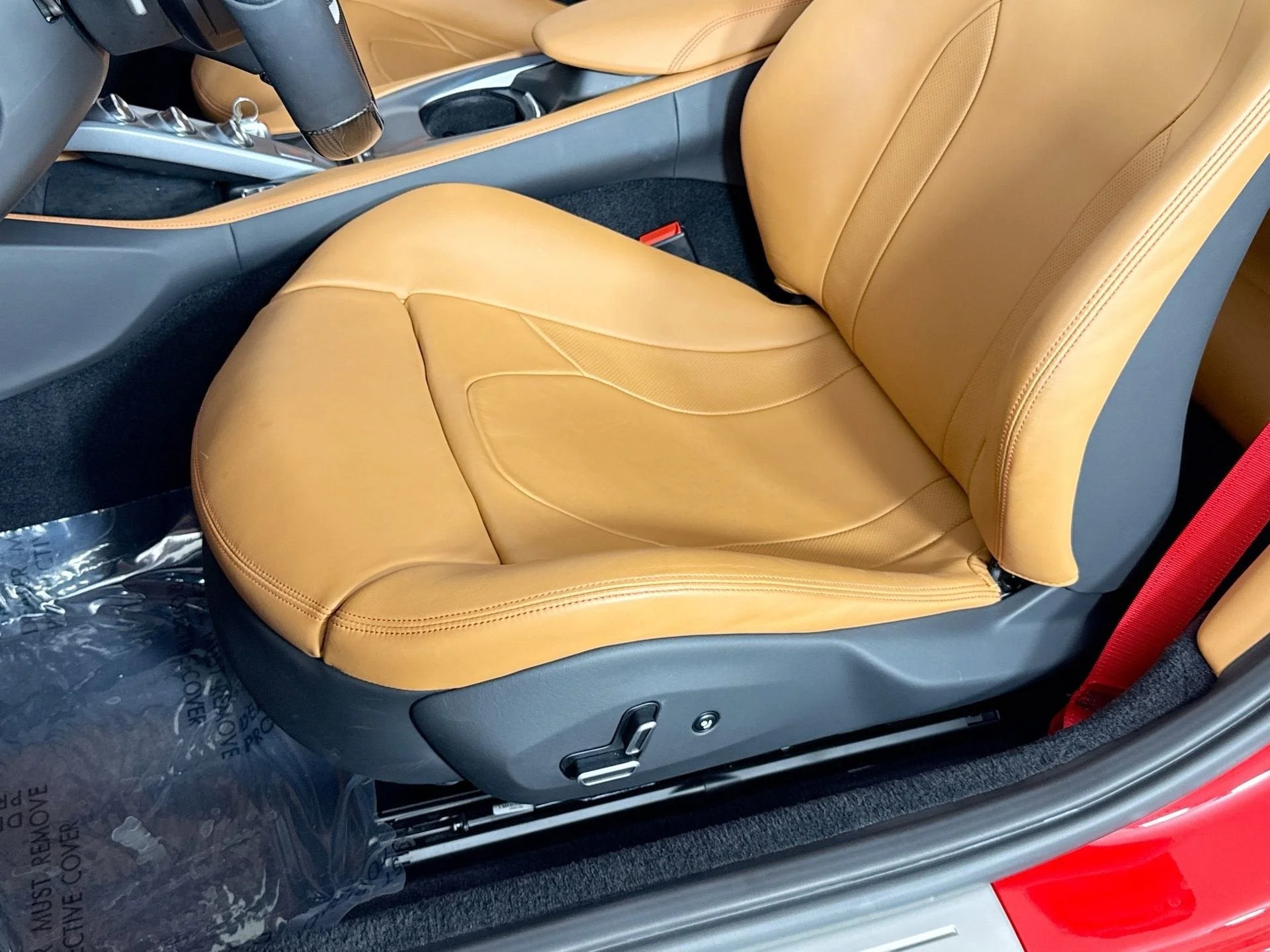 Certified Used 2022 Rosso Corsa Ferrari Base image 18
