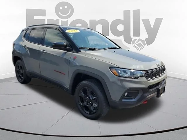 Used 2023 Gray Jeep Trailhawk image 7