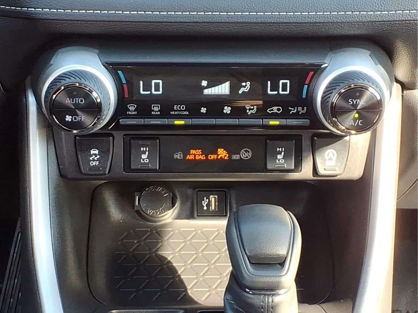 Used 2025 Blueprint Toyota XLE image 26
